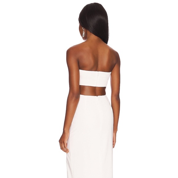 REVOLVE Paola Maxi Dress in White
superdown - Picture 3 of 5